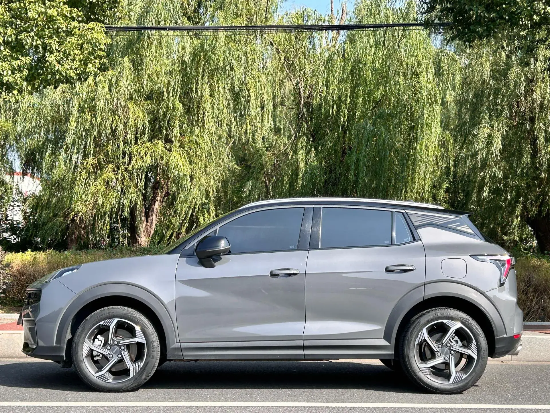 2020 LYNK&CO 06 thumbnail 3