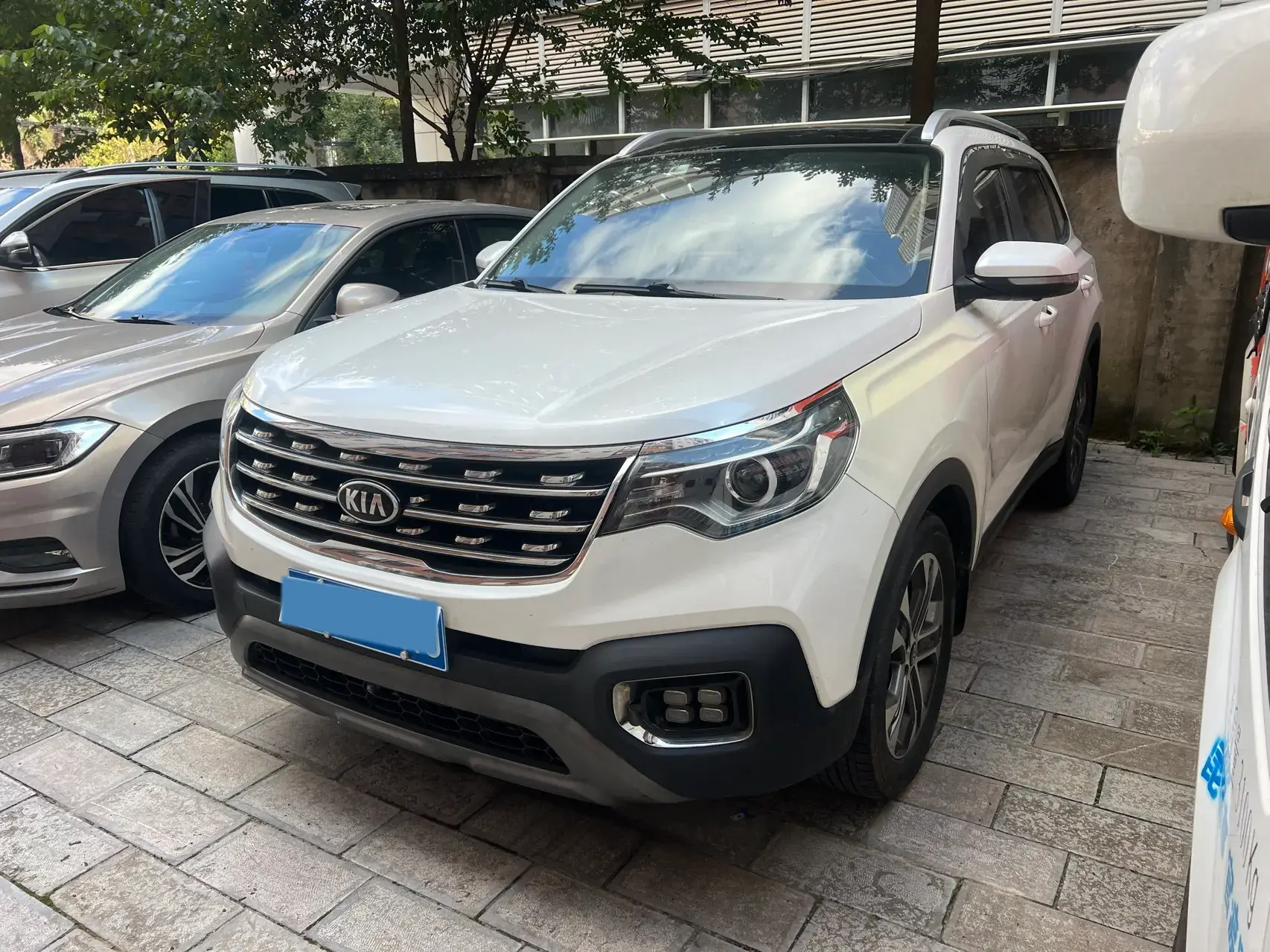 2019 KIA SPORTAGE view 1