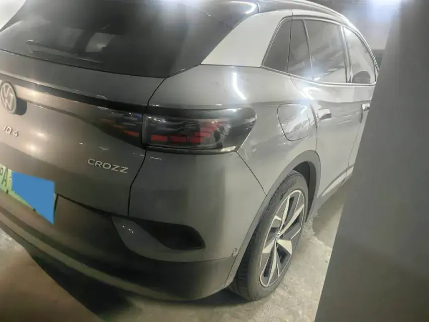 2022 VOLKSWAGEN ID.4 thumbnail 4