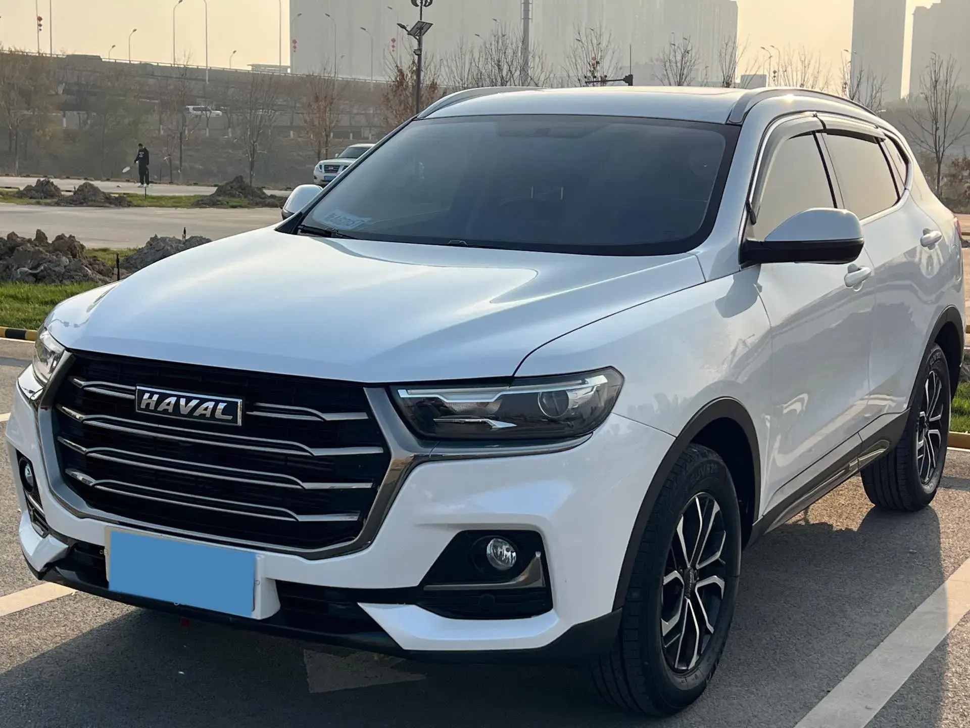 2021 HAVAL H6 view 1