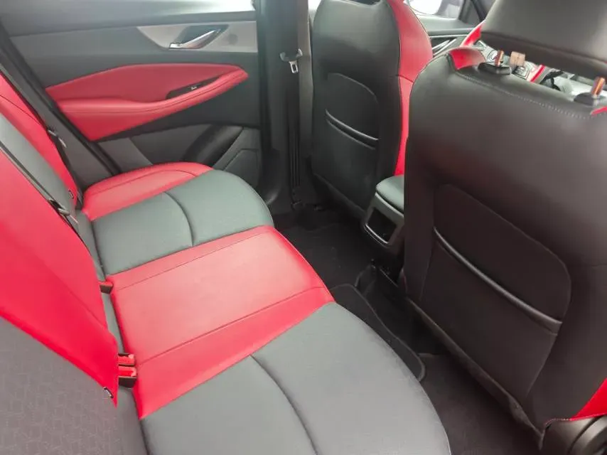 2021 ChangAn CS35 Plus 1.4T 160HP L4 7DCT,autocango,china used car exporter,china ev exporter,chinese used car exporter,chinese used ev exporter