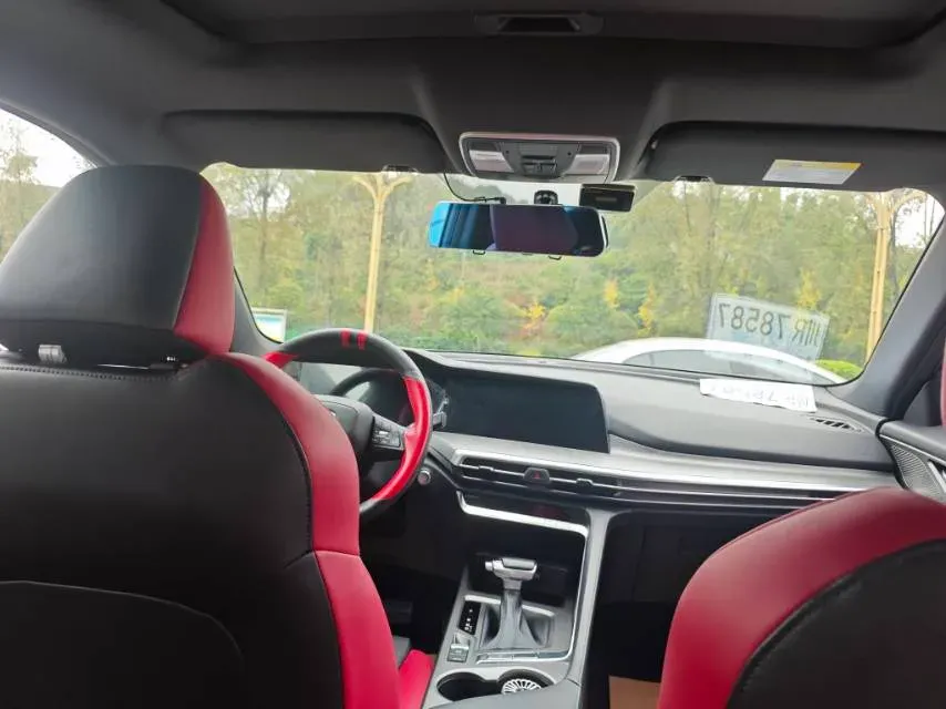 2021 ChangAn CS35 Plus 1.4T 160HP L4 7DCT,autocango,china used car exporter,china ev exporter,chinese used car exporter,chinese used ev exporter