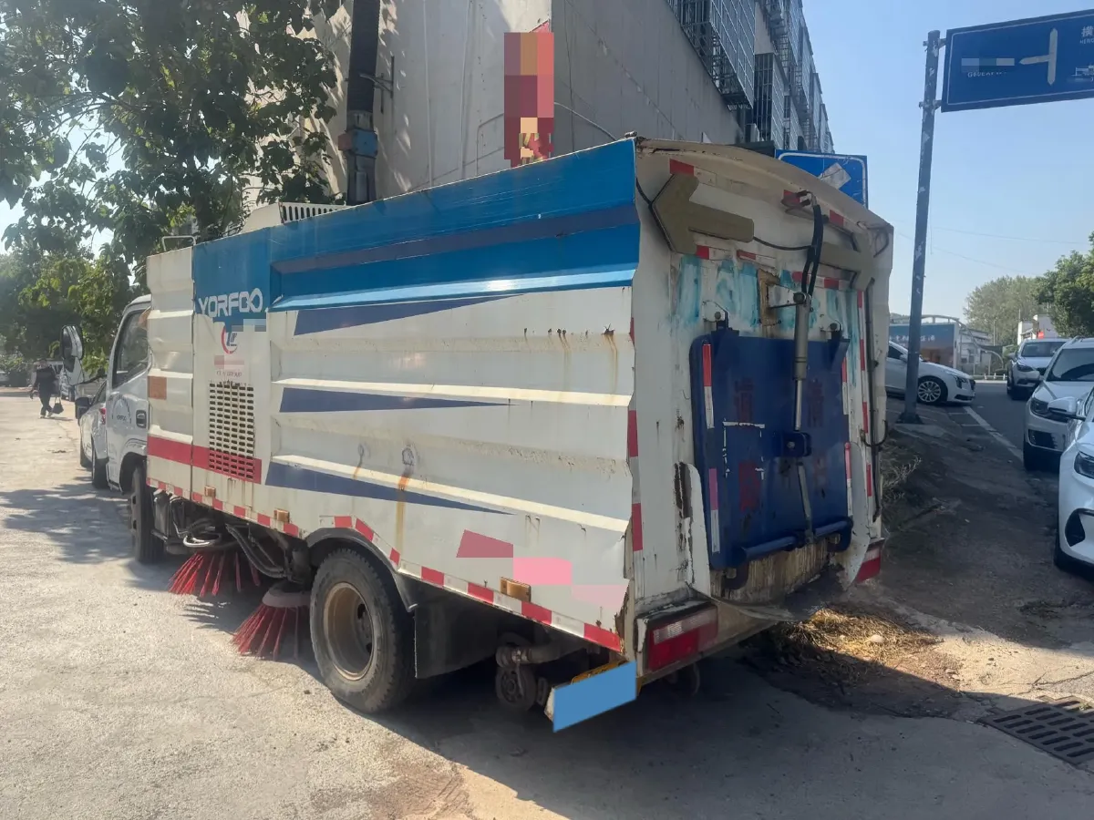 2015 Dongfeng DongFeng Pickup 2.4T 82HP L4 5MT,autocango,china used car exporter,china ev exporter,chinese used car exporter,chinese used ev exporter