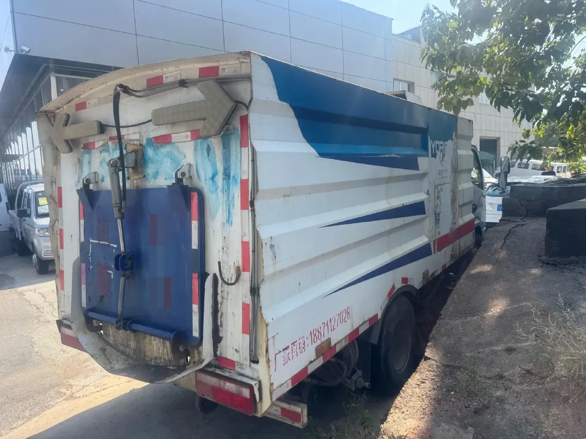 2015 Dongfeng DongFeng Pickup 2.4T 82HP L4 5MT,autocango,china used car exporter,china ev exporter,chinese used car exporter,chinese used ev exporter