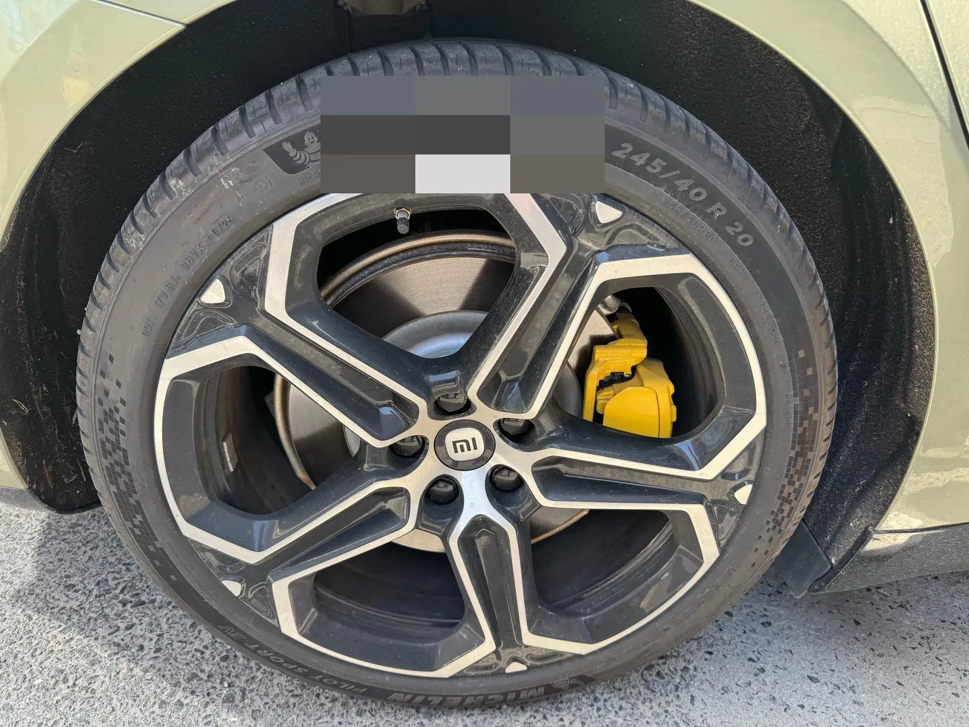 2024 MI SU7 thumbnail 4