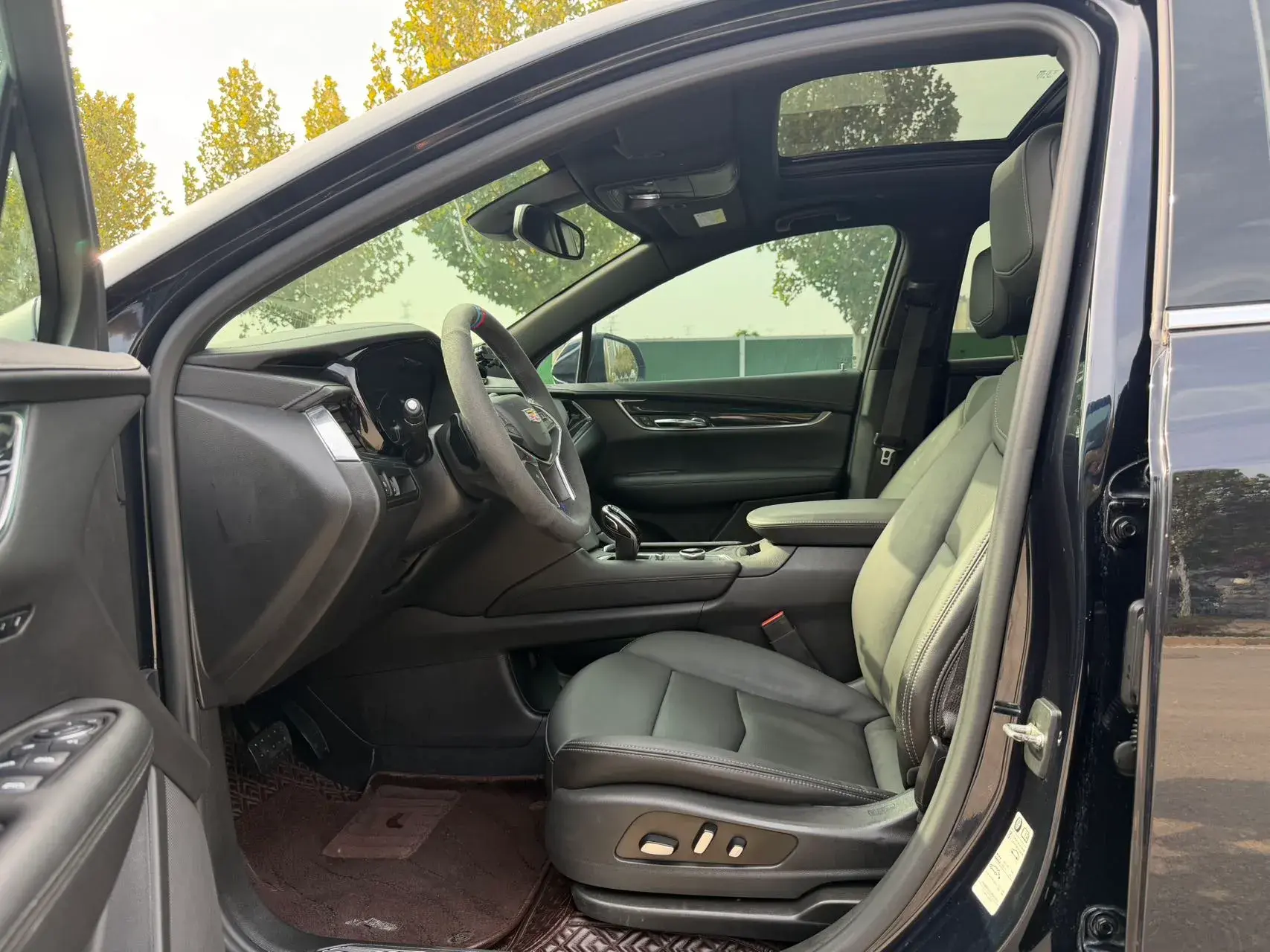 2020 CADILLAC XT5 thumbnail 4