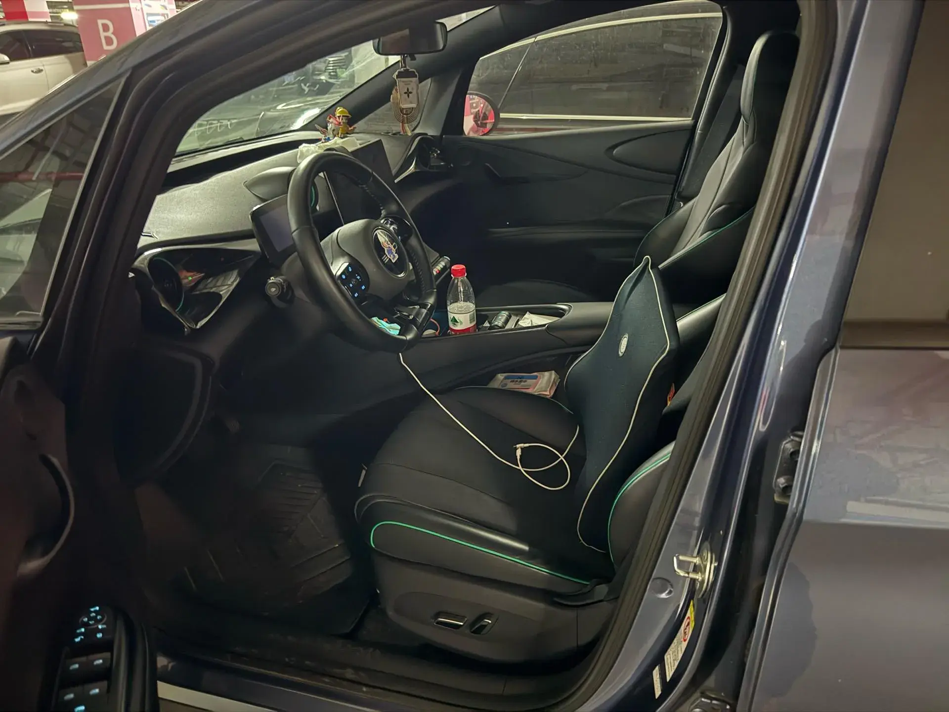 2023 BYD DOLPHIN thumbnail 3