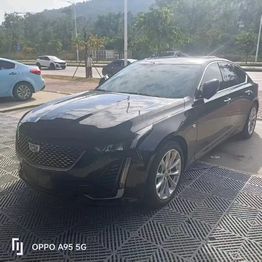2023 Cadillac CT5 2.0T 237HP L4 10AT