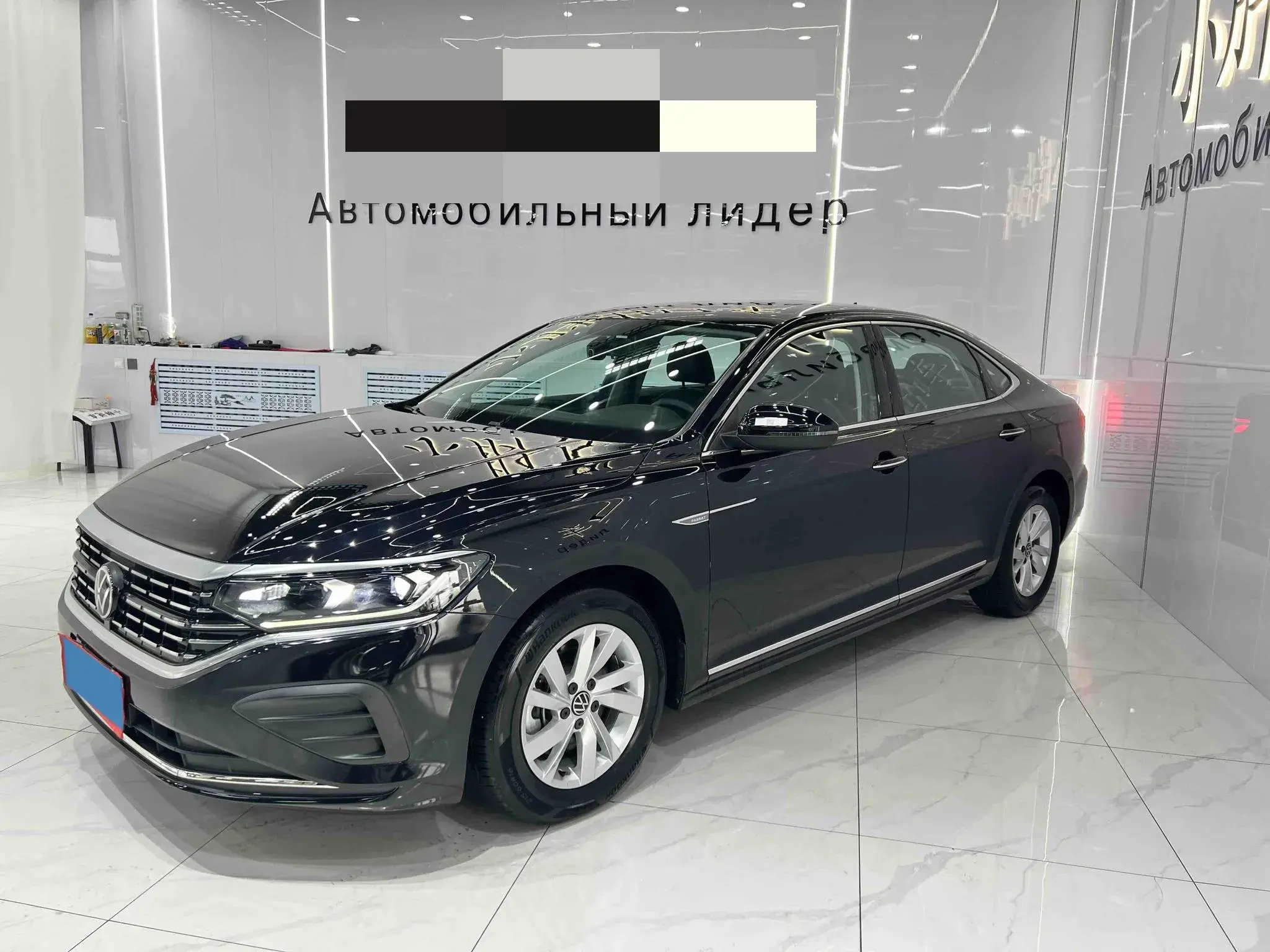 2022 VOLKSWAGEN PASSAT view 1
