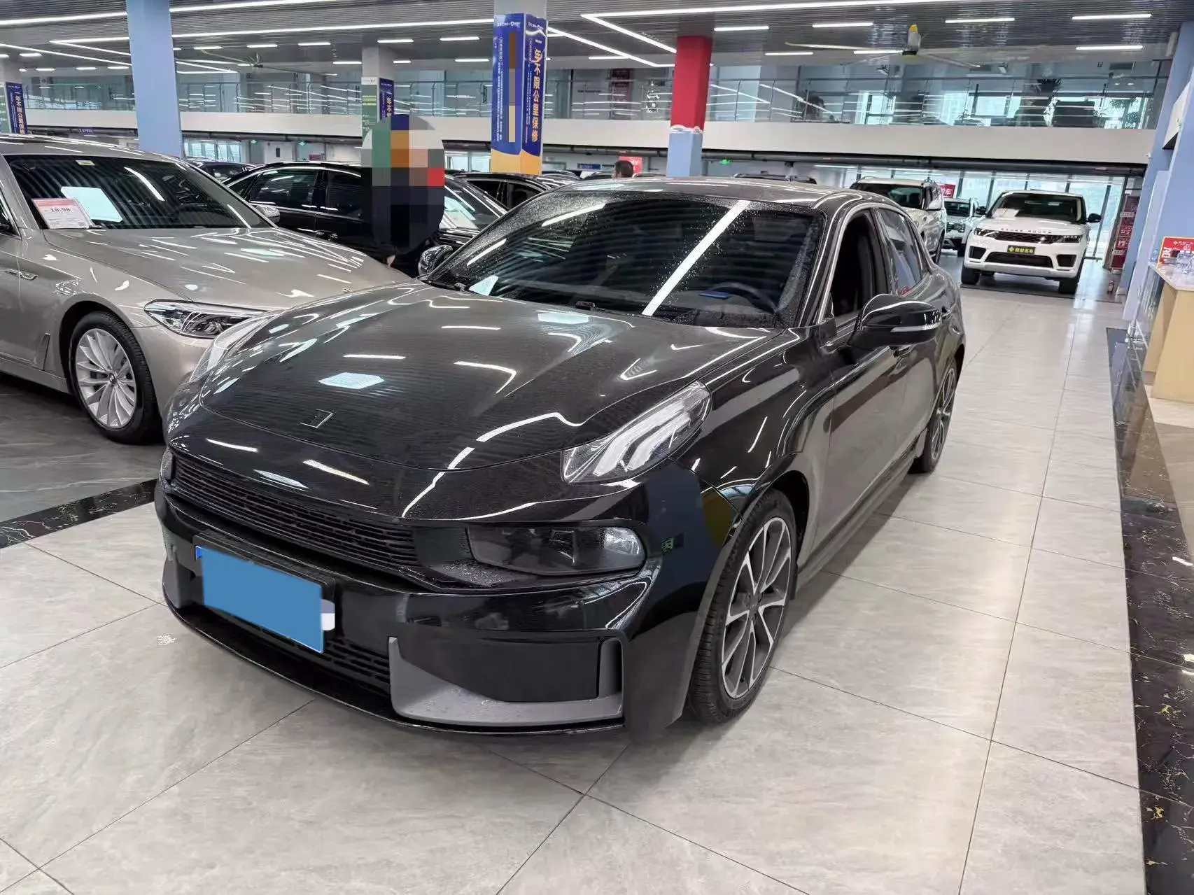 2020 LYNK&CO 03 view 1