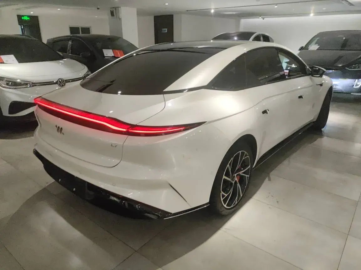 2022 IM L7 thumbnail 3