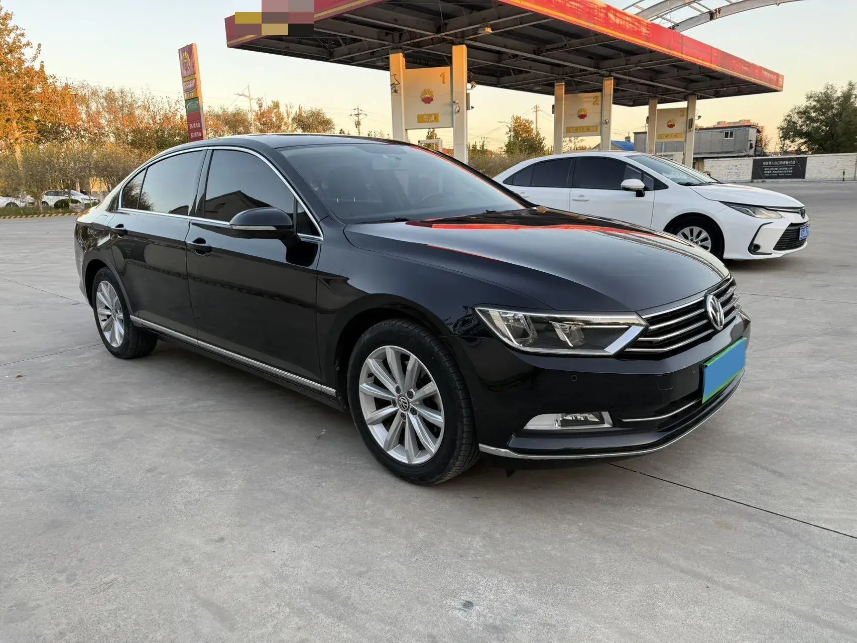 2018 VOLKSWAGEN MAGOTAN thumbnail 3