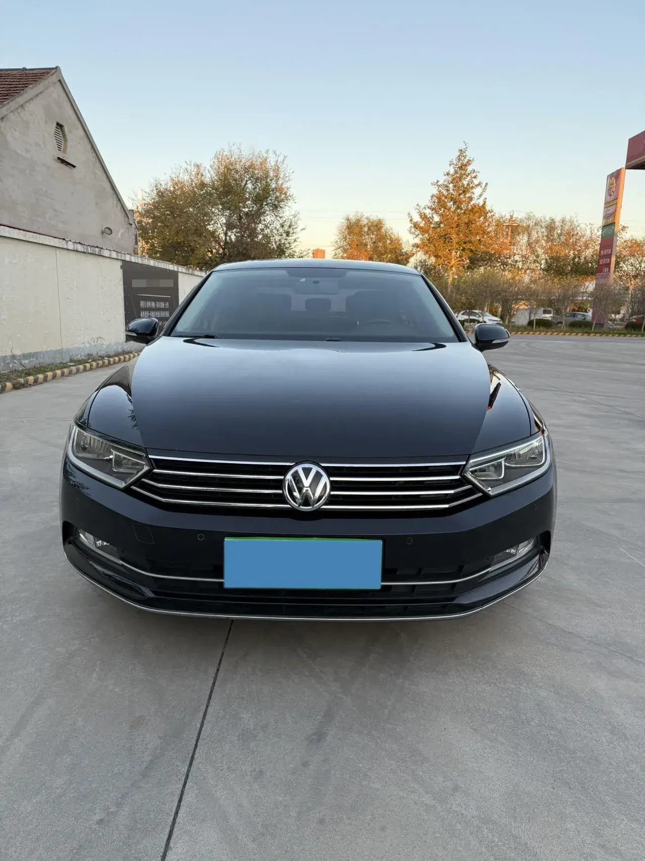 2018 VOLKSWAGEN MAGOTAN thumbnail 2