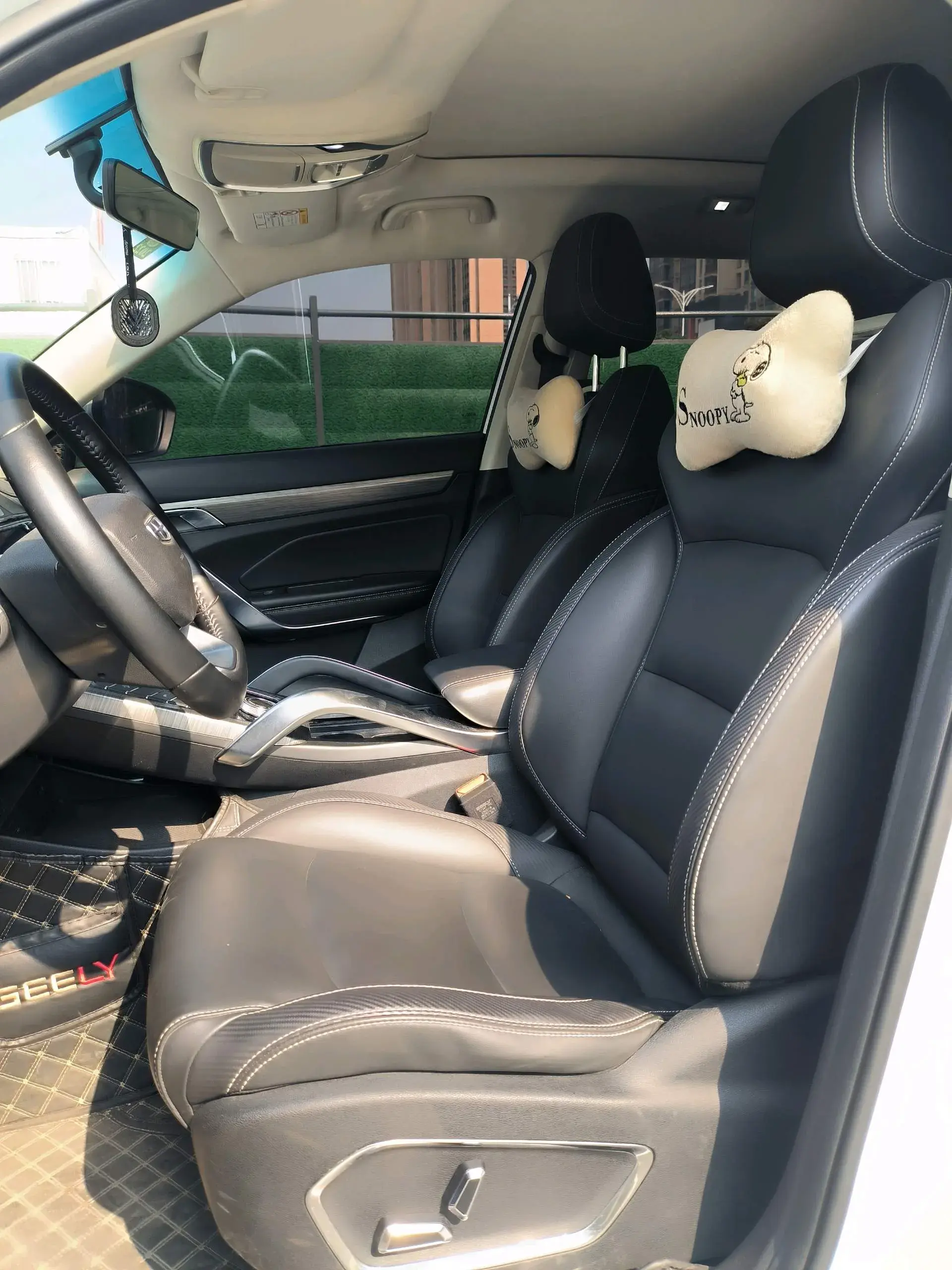 2020 GEELY AZKARRA thumbnail 4