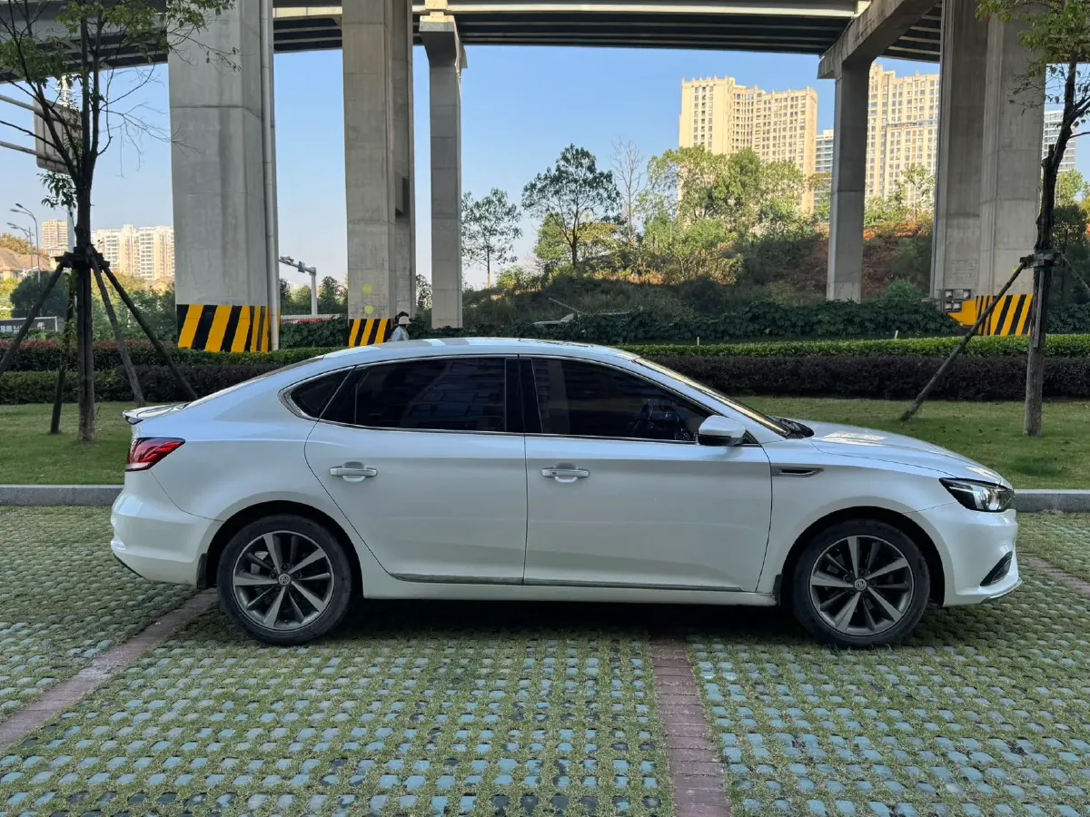 2019 MG MG6 1.5T 169HP L4 7DCT,autocango,china used car exporter,china ev exporter,chinese used car exporter,chinese used ev exporter