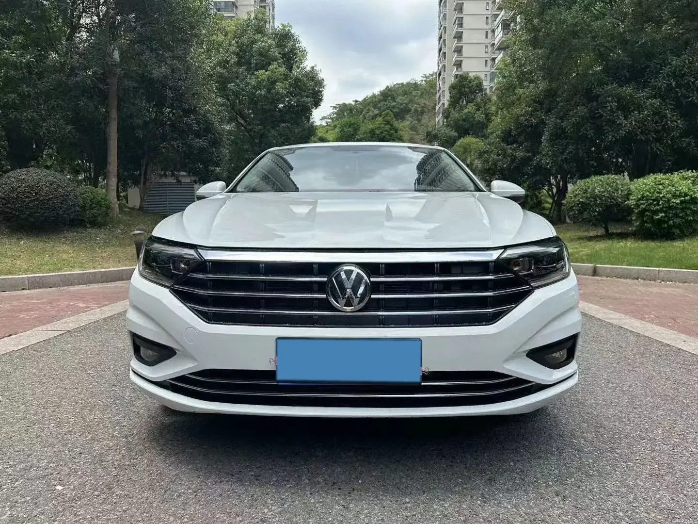 2021 VOLKSWAGEN SAGITAR thumbnail 2