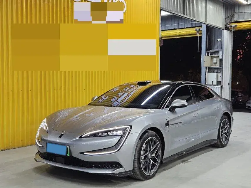 2025 YangWang U7 BEV 135.5KWH