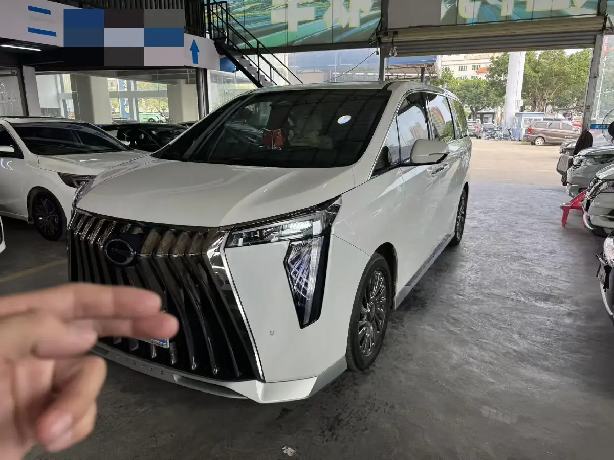 2023 GAC Trumpchi M8 2.0T 252HP L4 8AT