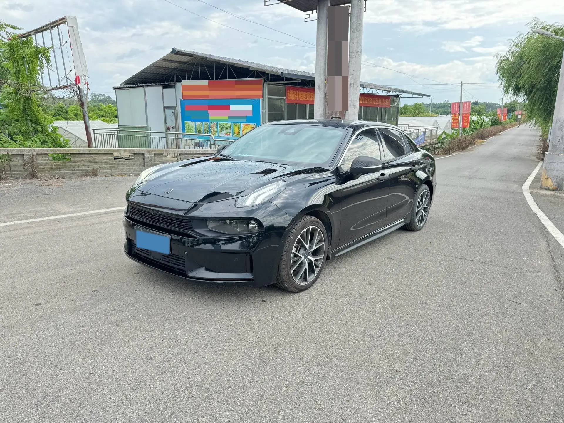 2020 LYNK&CO 03 view 1