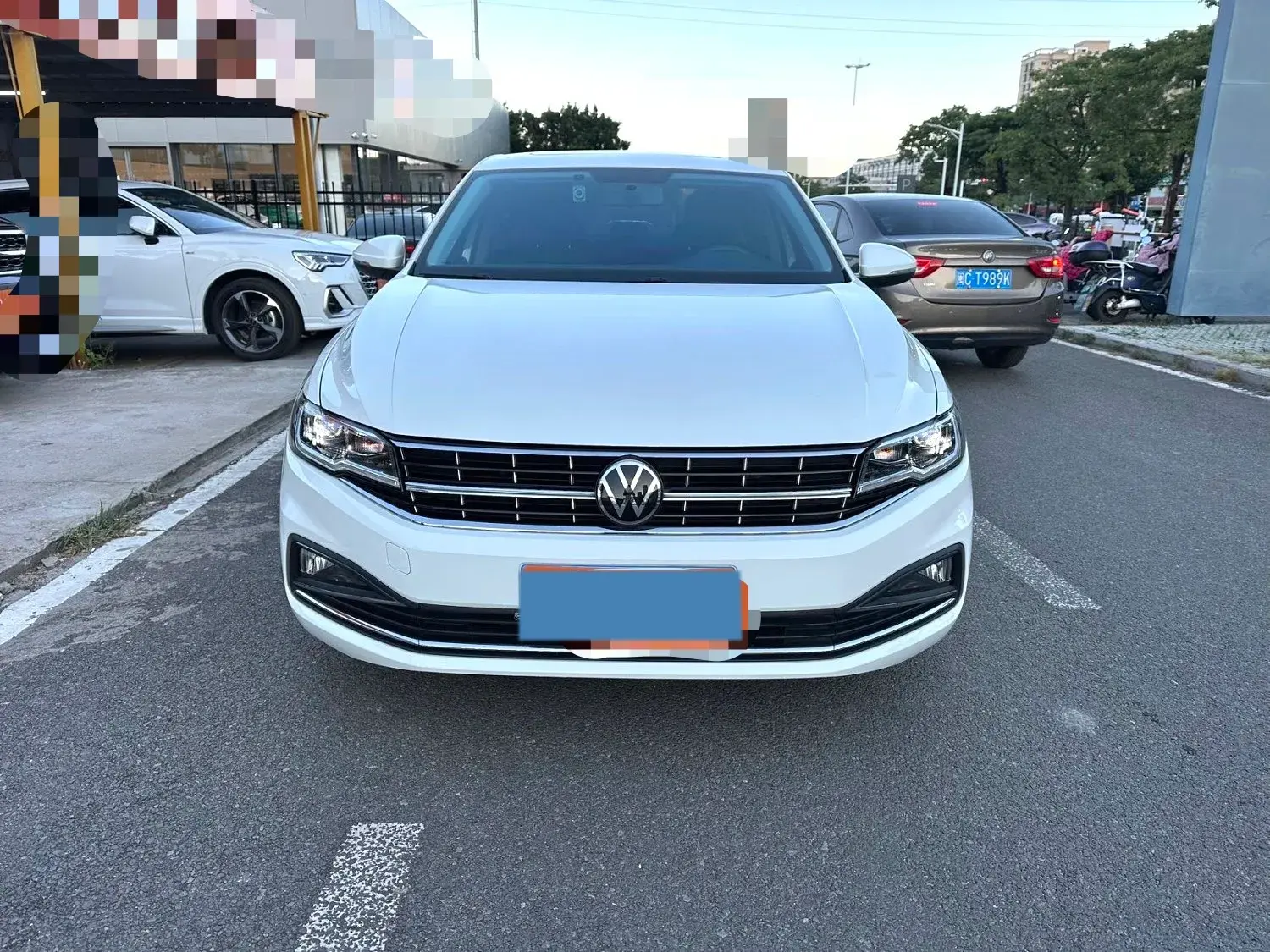 2021 VOLKSWAGEN BORA thumbnail 2