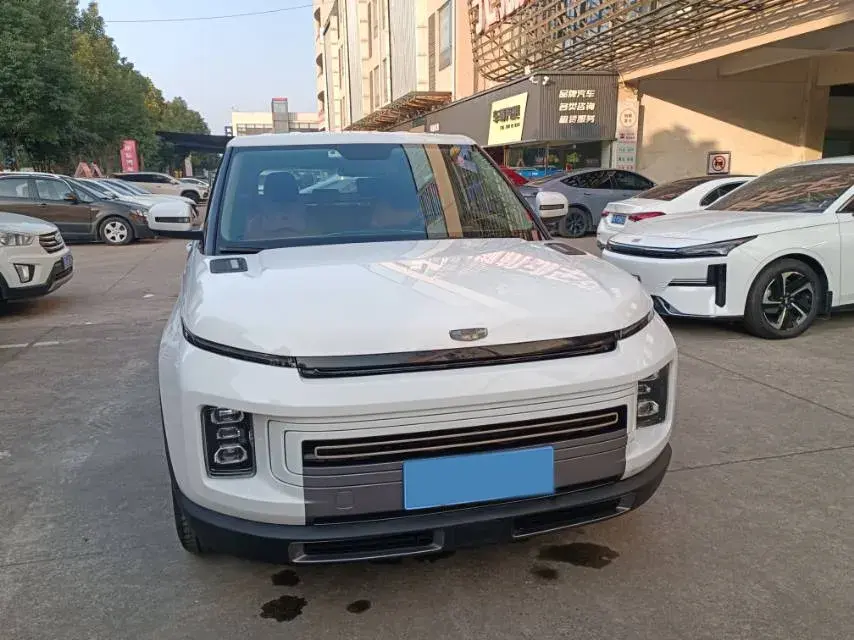 2020 GEELY ICON thumbnail 2