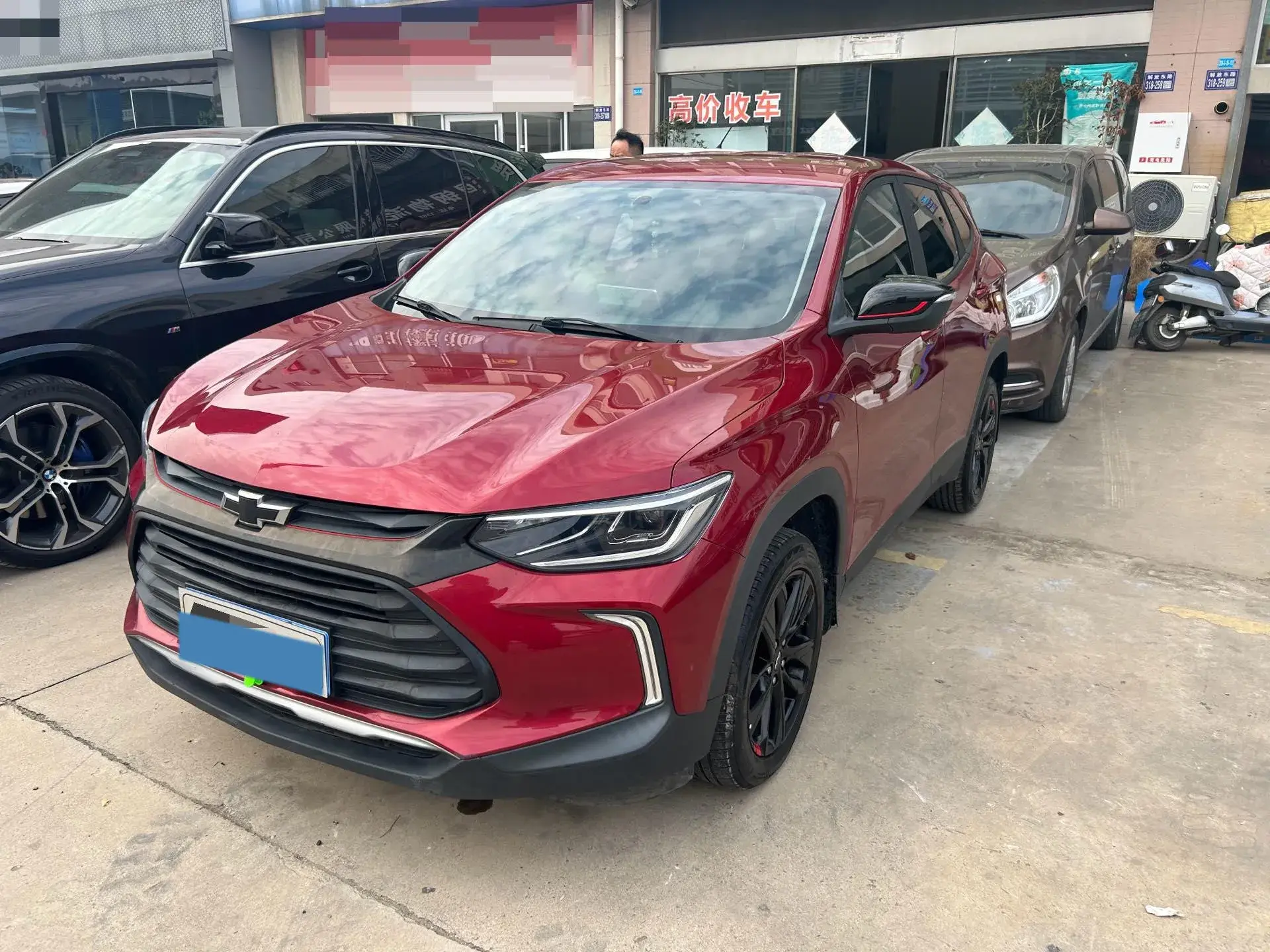 2019 CHEVROLET TRAX view 1