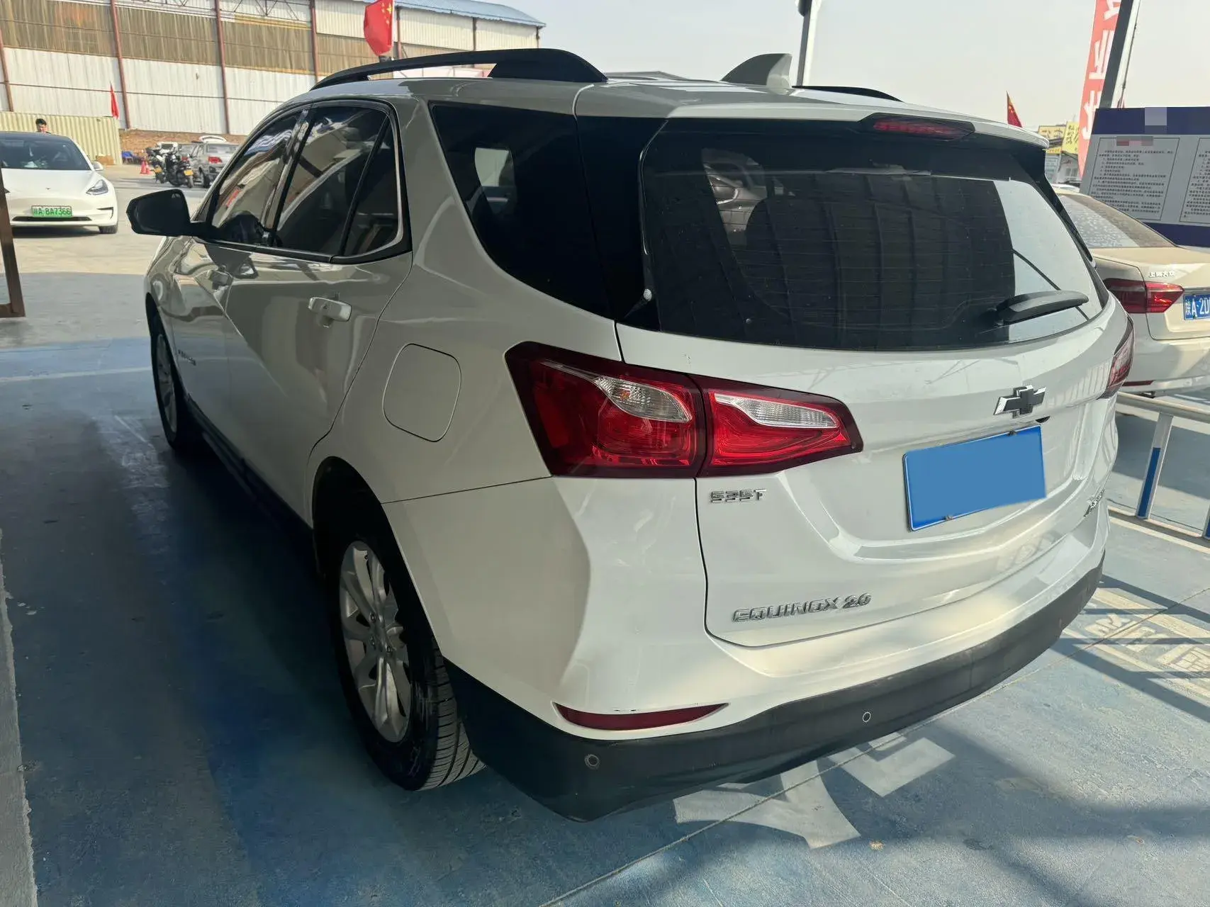 2019 CHEVROLET EQUINOX thumbnail 4