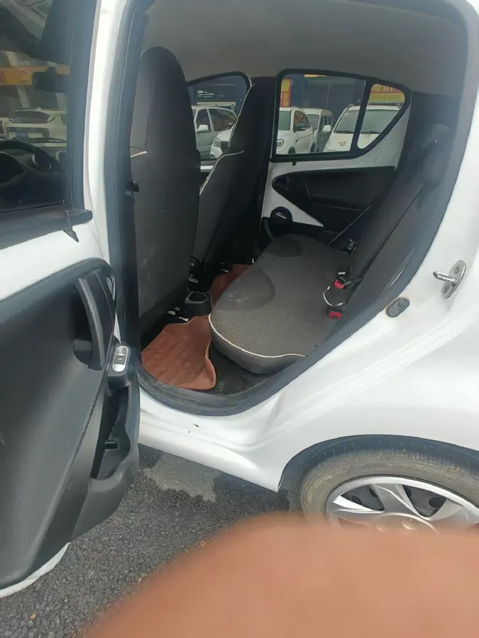 2015 BYD F0 1.0L 68HP L3 5MT,autocango,china used car exporter,china ev exporter,chinese used car exporter,chinese used ev exporter