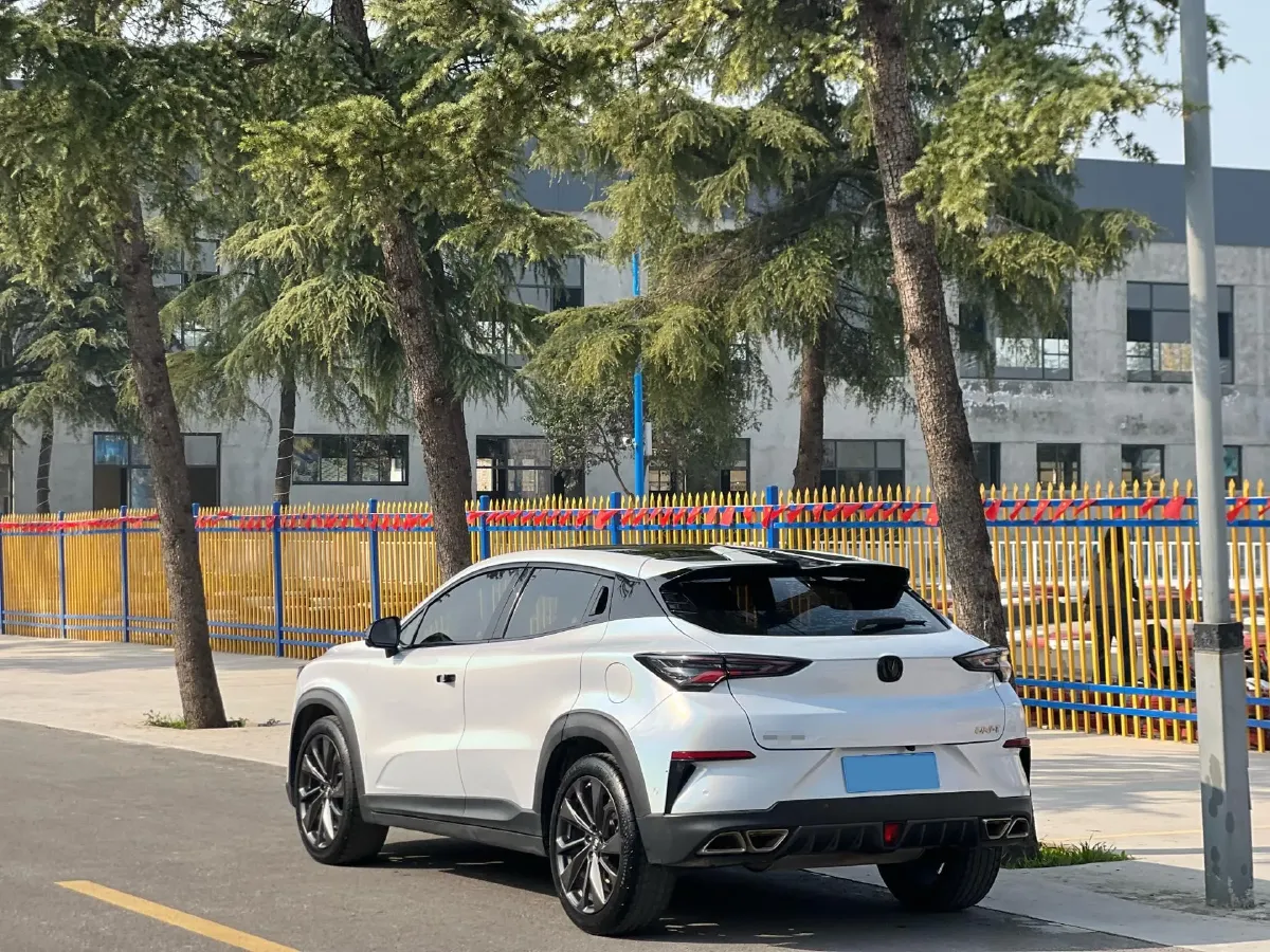 2020 ChangAn UNI-T 1.5T 180HP L4 7DCT,autocango,china used car exporter,china ev exporter,chinese used car exporter,chinese used ev exporter
