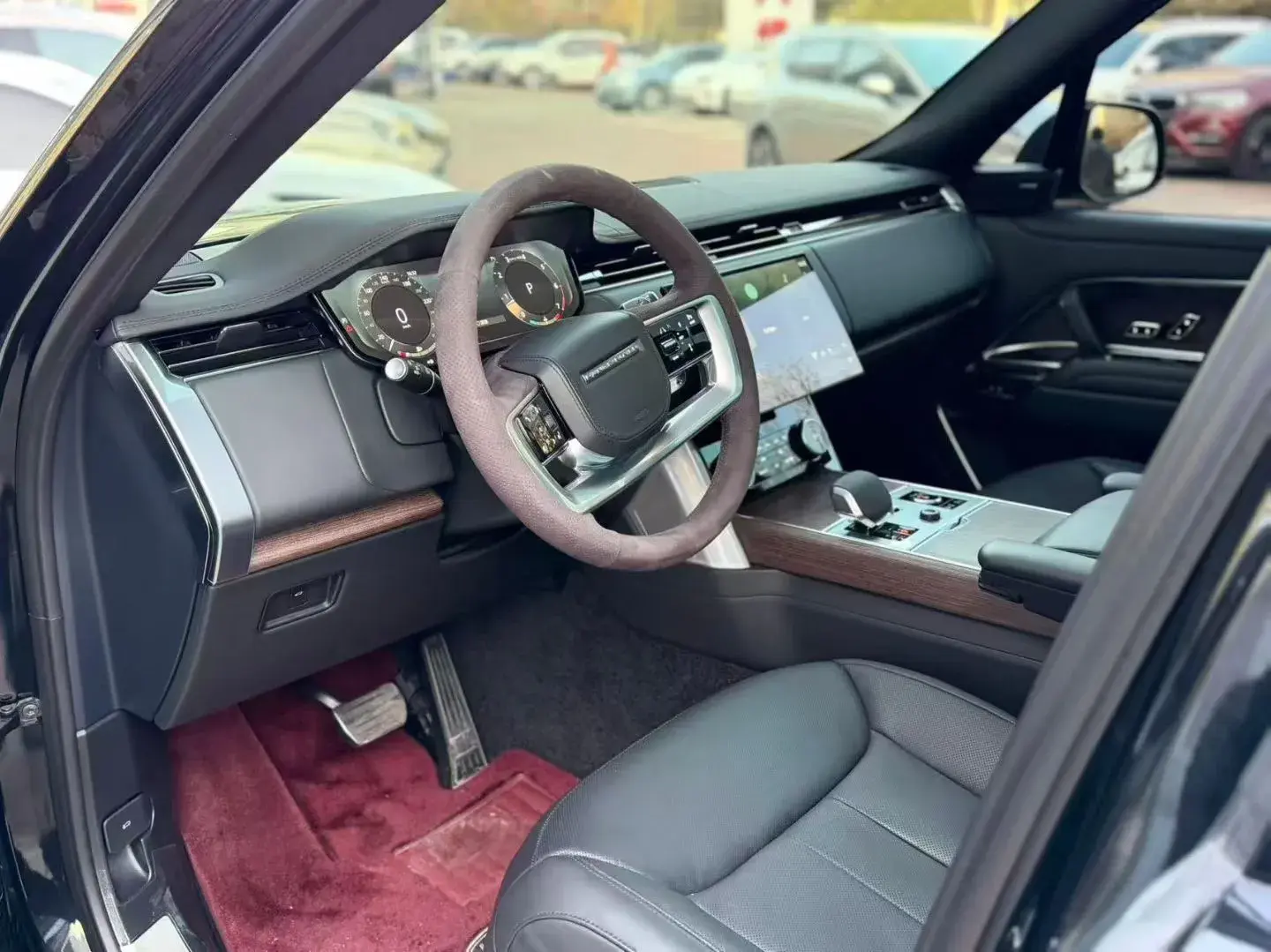 2023 LAND ROVER thumbnail 2