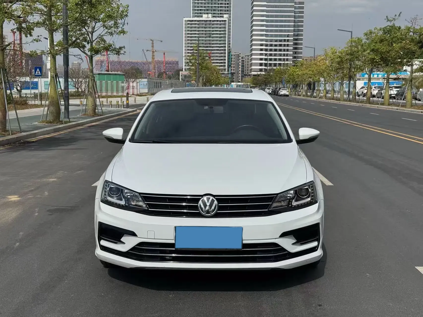 2019 VOLKSWAGEN SAGITAR thumbnail 2