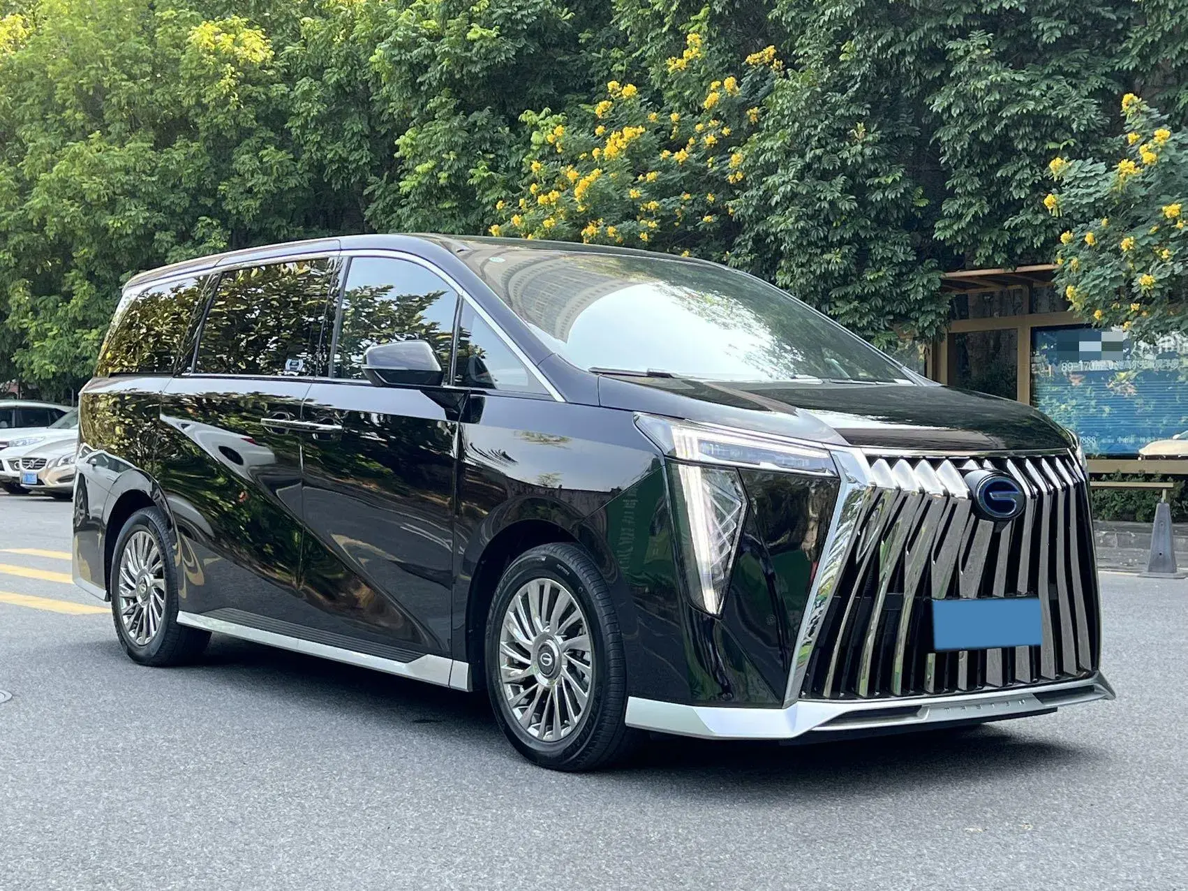 2025 GAC TRUMPCHI thumbnail 3