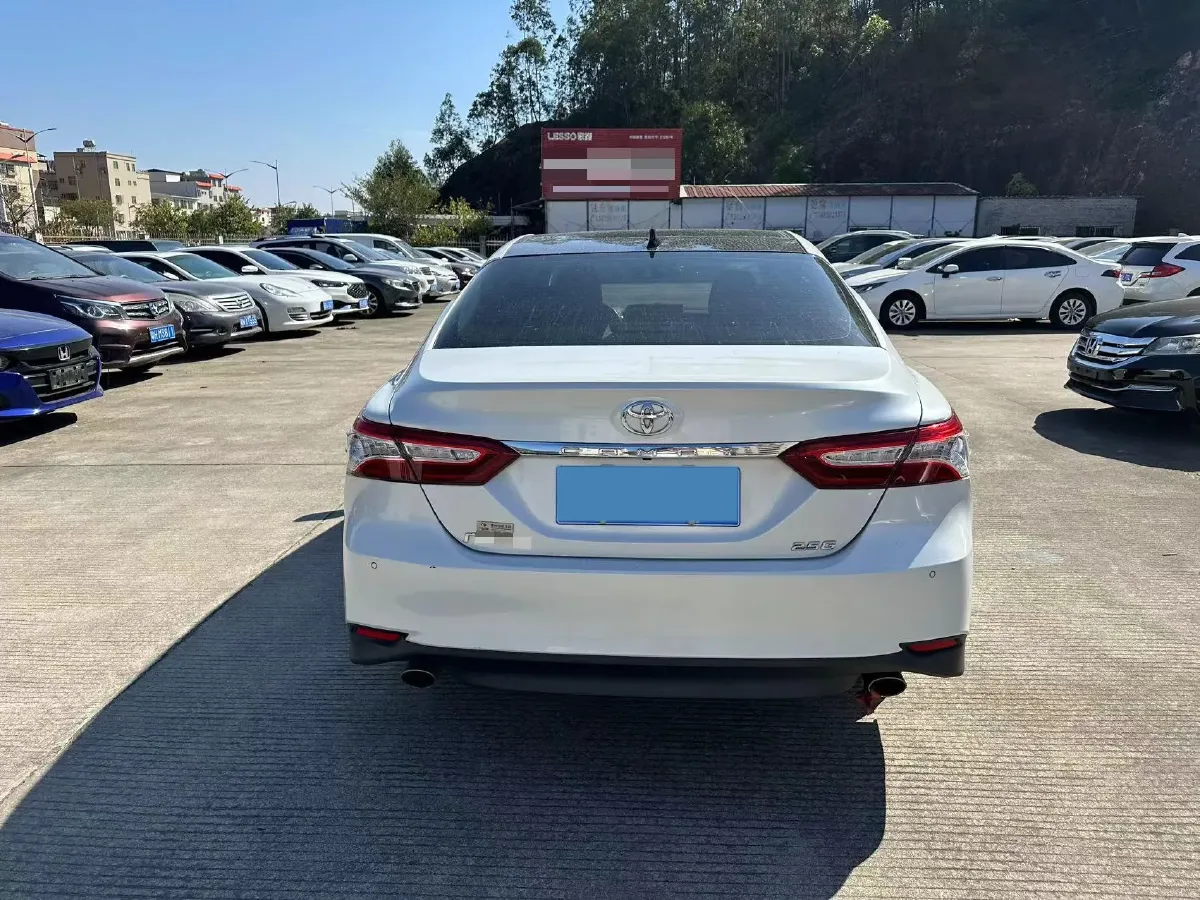 2021 Toyota Camry 2.5L 209HP L4 8AT,autocango,china used car exporter,china ev exporter,chinese used car exporter,chinese used ev exporter