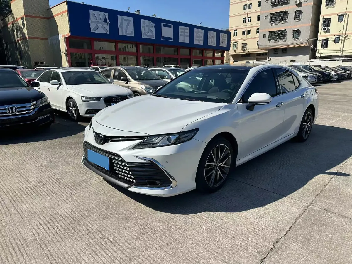 2021 Toyota Camry 2.5L 209HP L4 8AT,autocango,china used car exporter,china ev exporter,chinese used car exporter,chinese used ev exporter