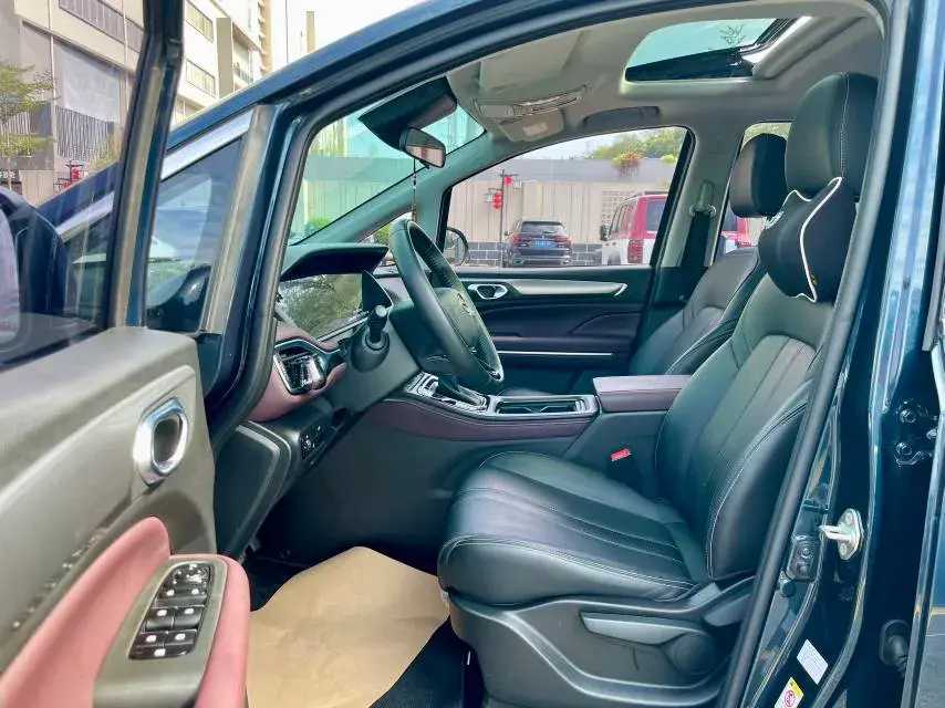 2021 GAC TRUMPCHI thumbnail 4