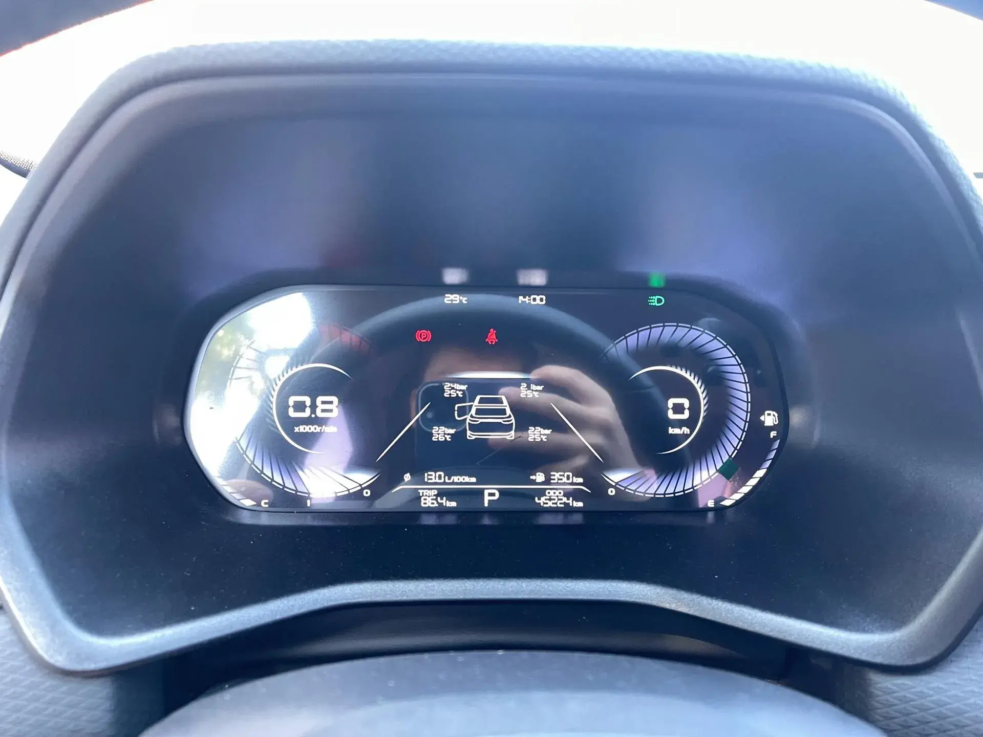 2022 GEELY EMGRAND thumbnail 3