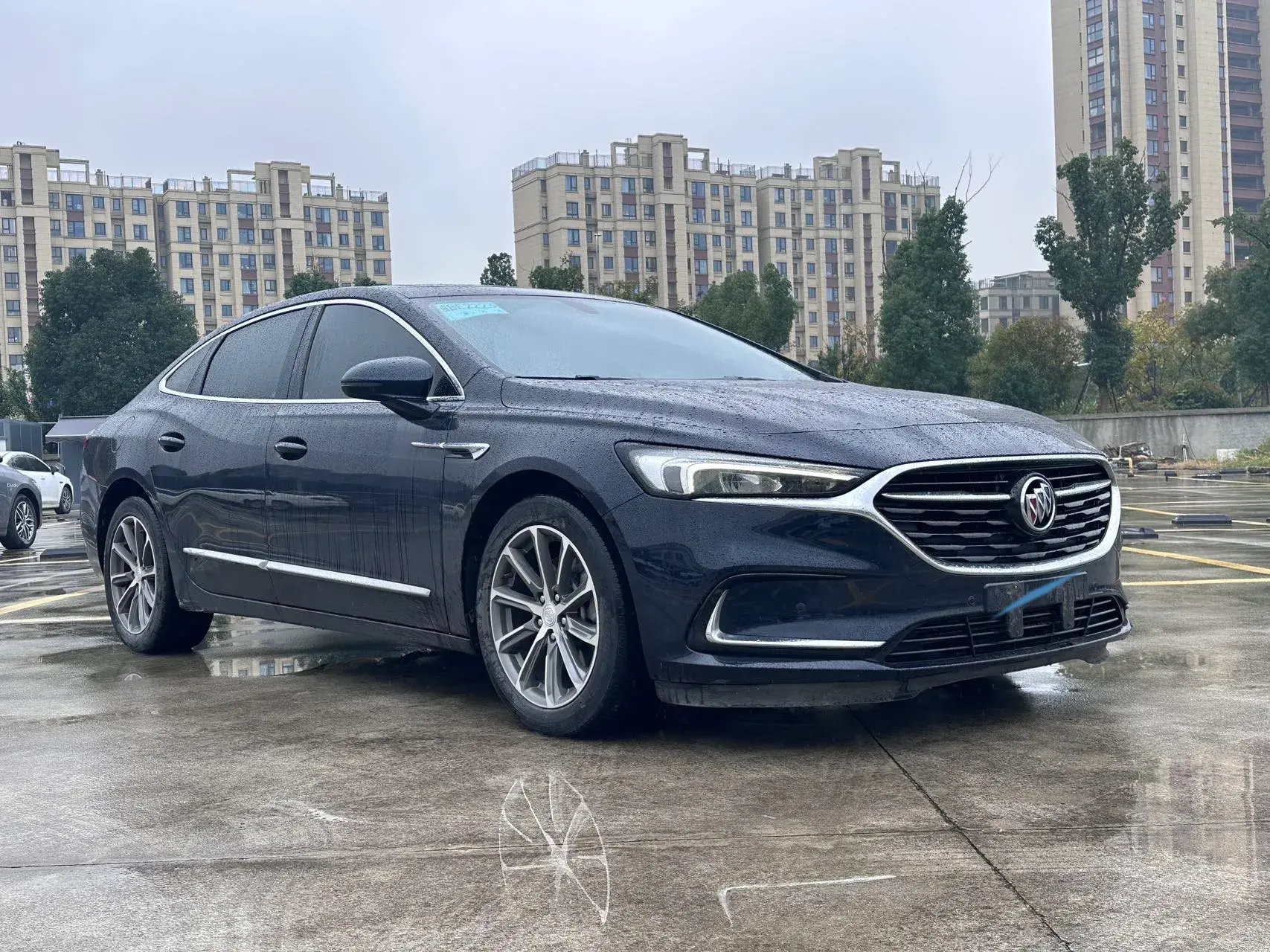 2020 BUICK LARCOSSE thumbnail 3