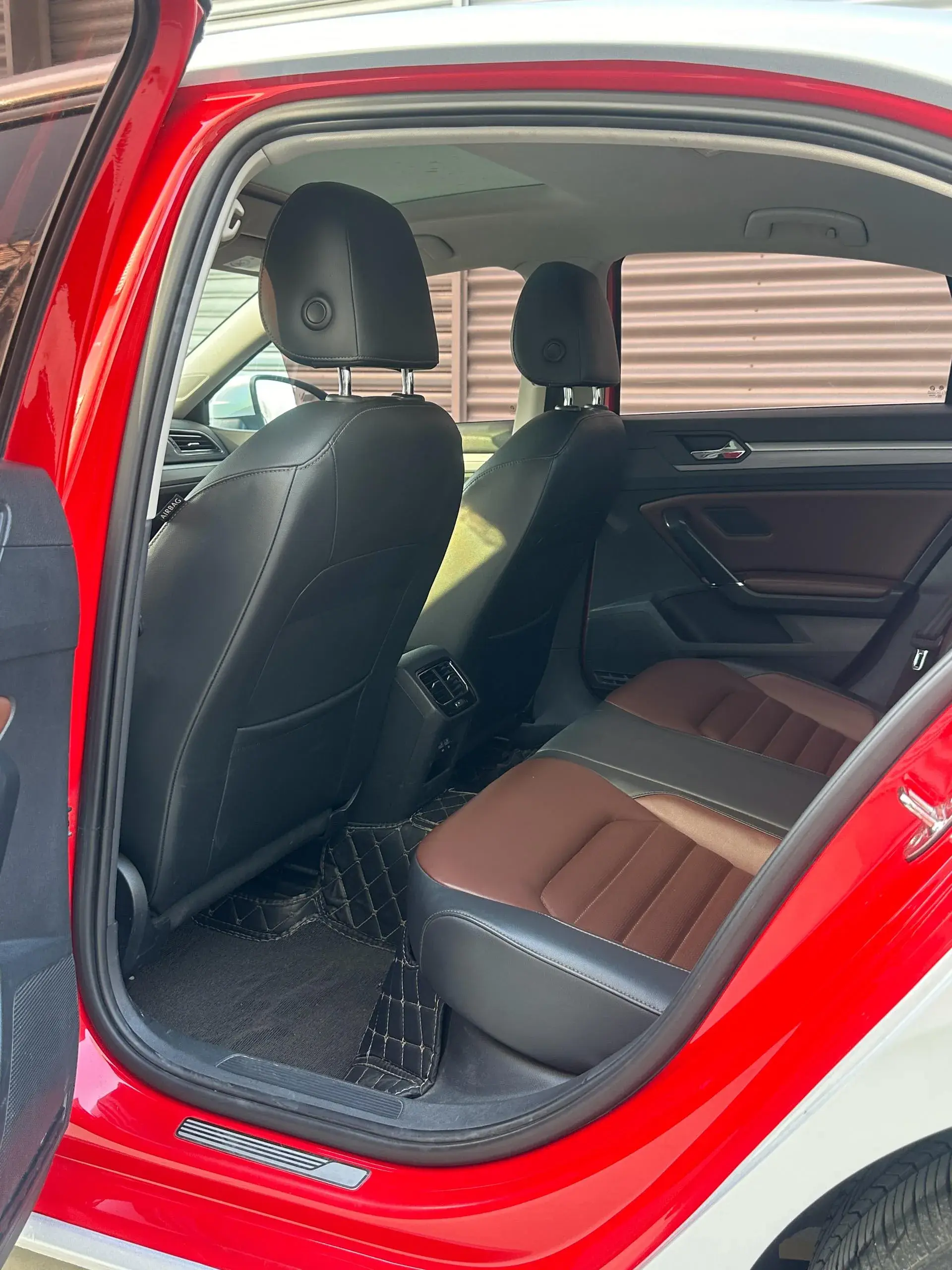 2019 VOLKSWAGEN LAMANDO thumbnail 4