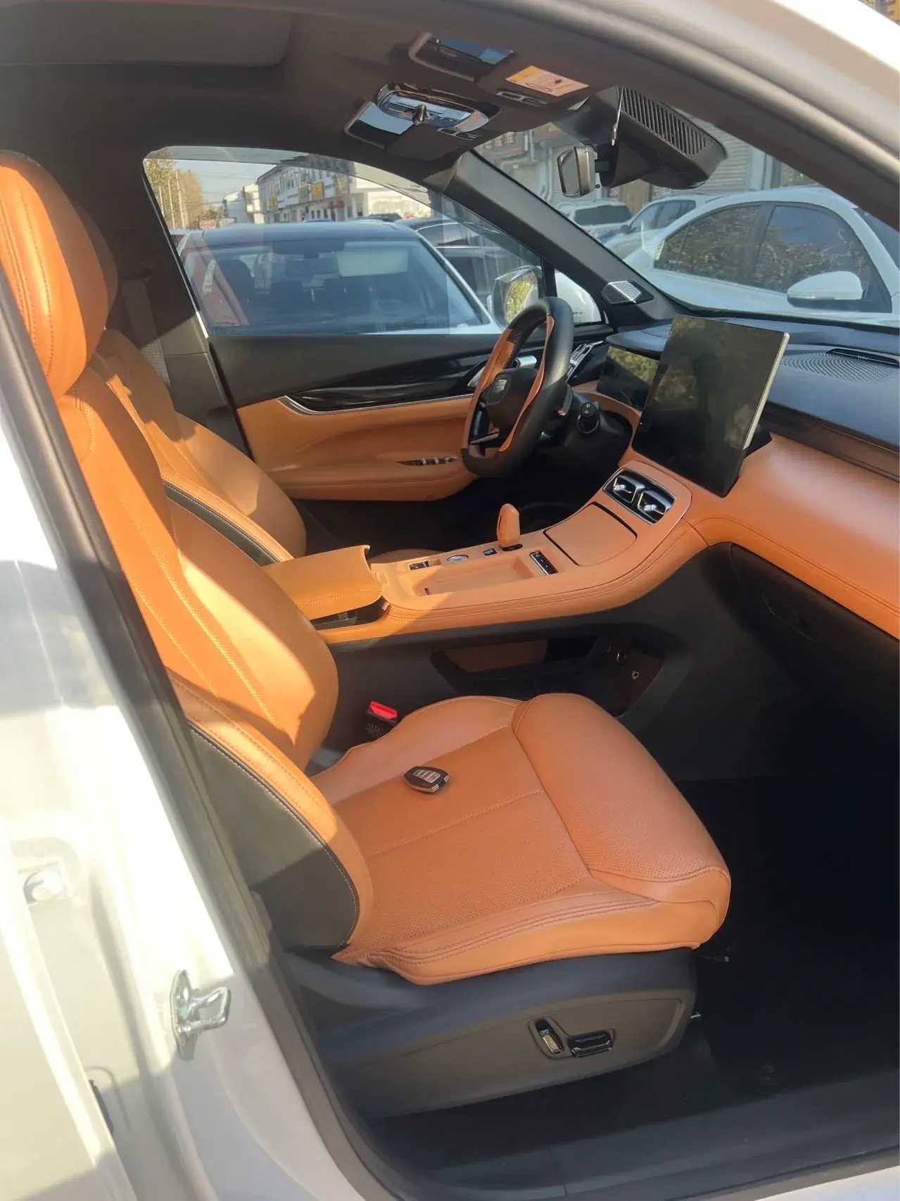 2024 GEELY STARRAY thumbnail 3