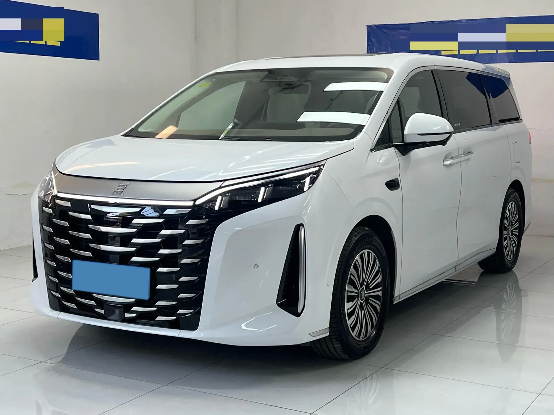 2025 BYD XIA view 1