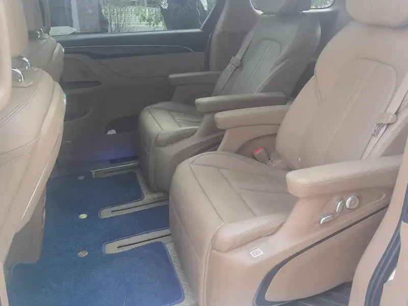 2021 BUICK GL8 thumbnail 4