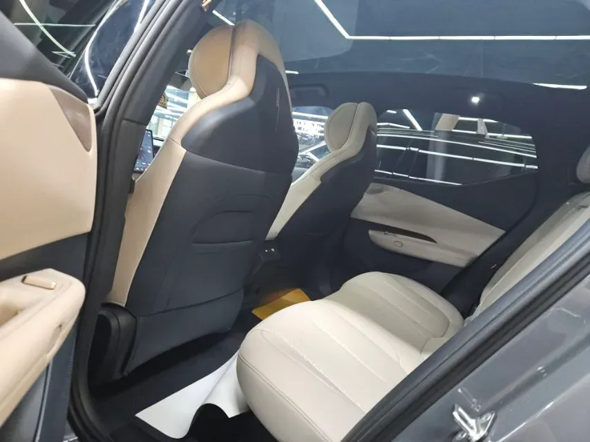 2025 LYNK&CO Z20 BEV 61.47KWH,autocango,china used car exporter,china ev exporter,chinese used car exporter,chinese used ev exporter