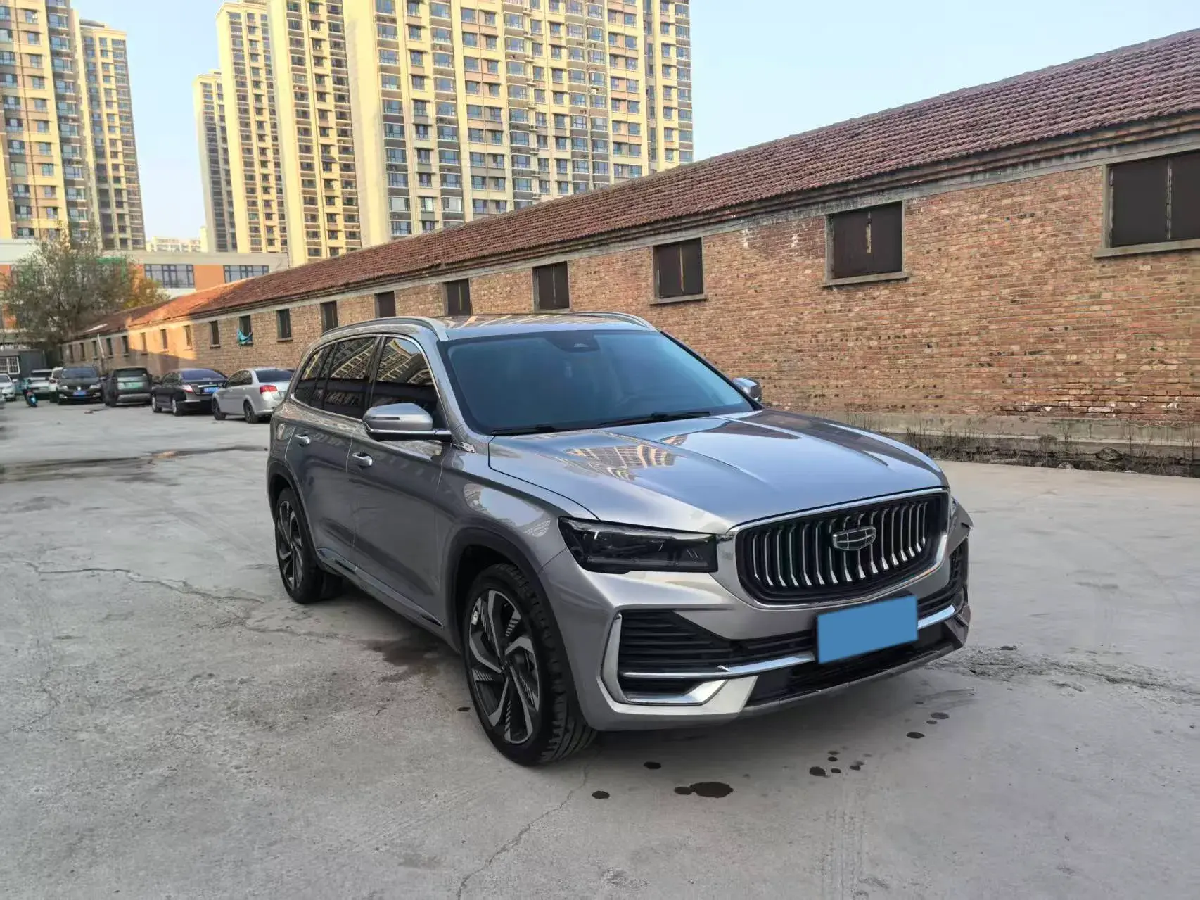 2023 GEELY MONJARO thumbnail 3