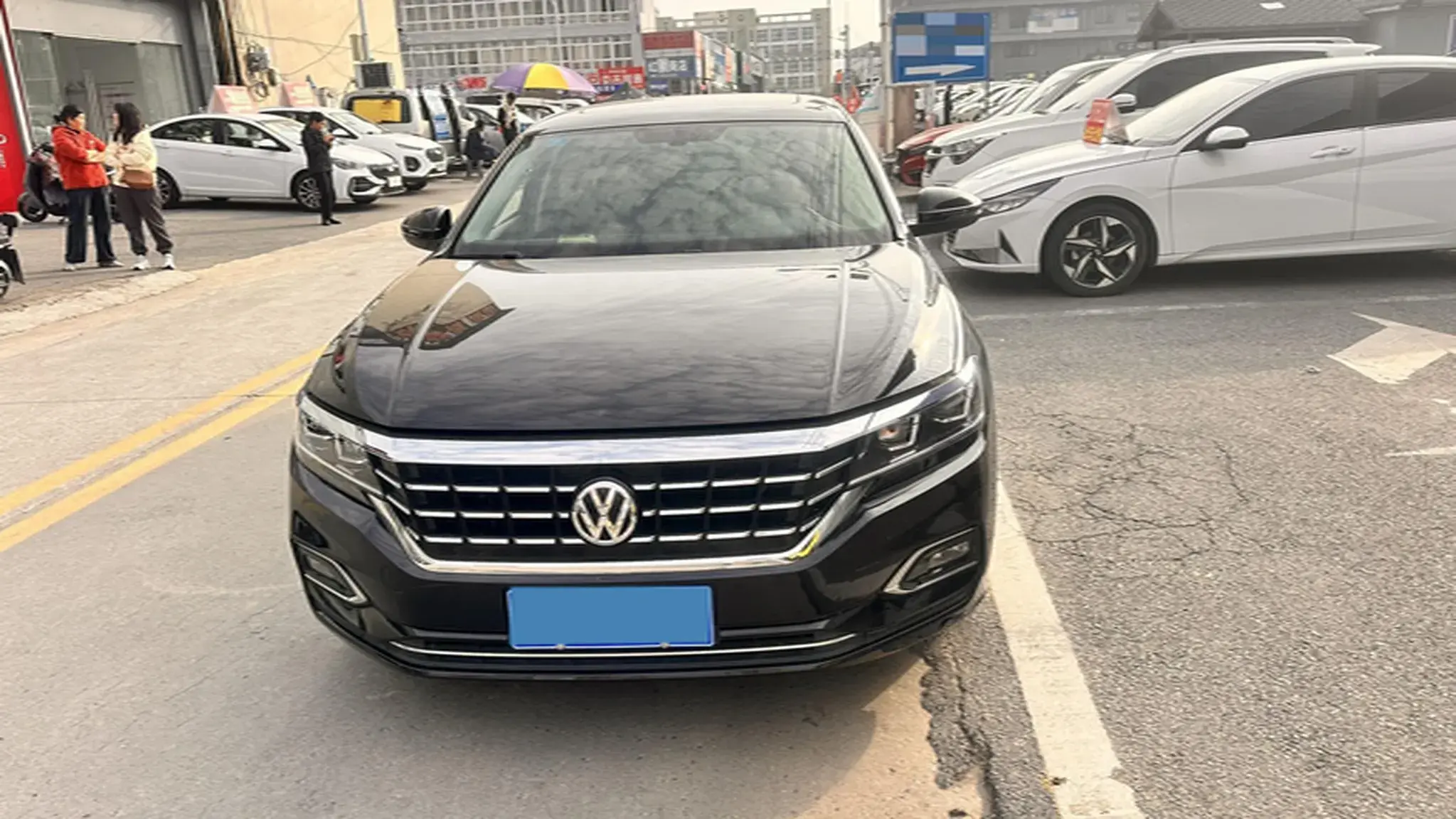 2019 VOLKSWAGEN PASSAT thumbnail 2