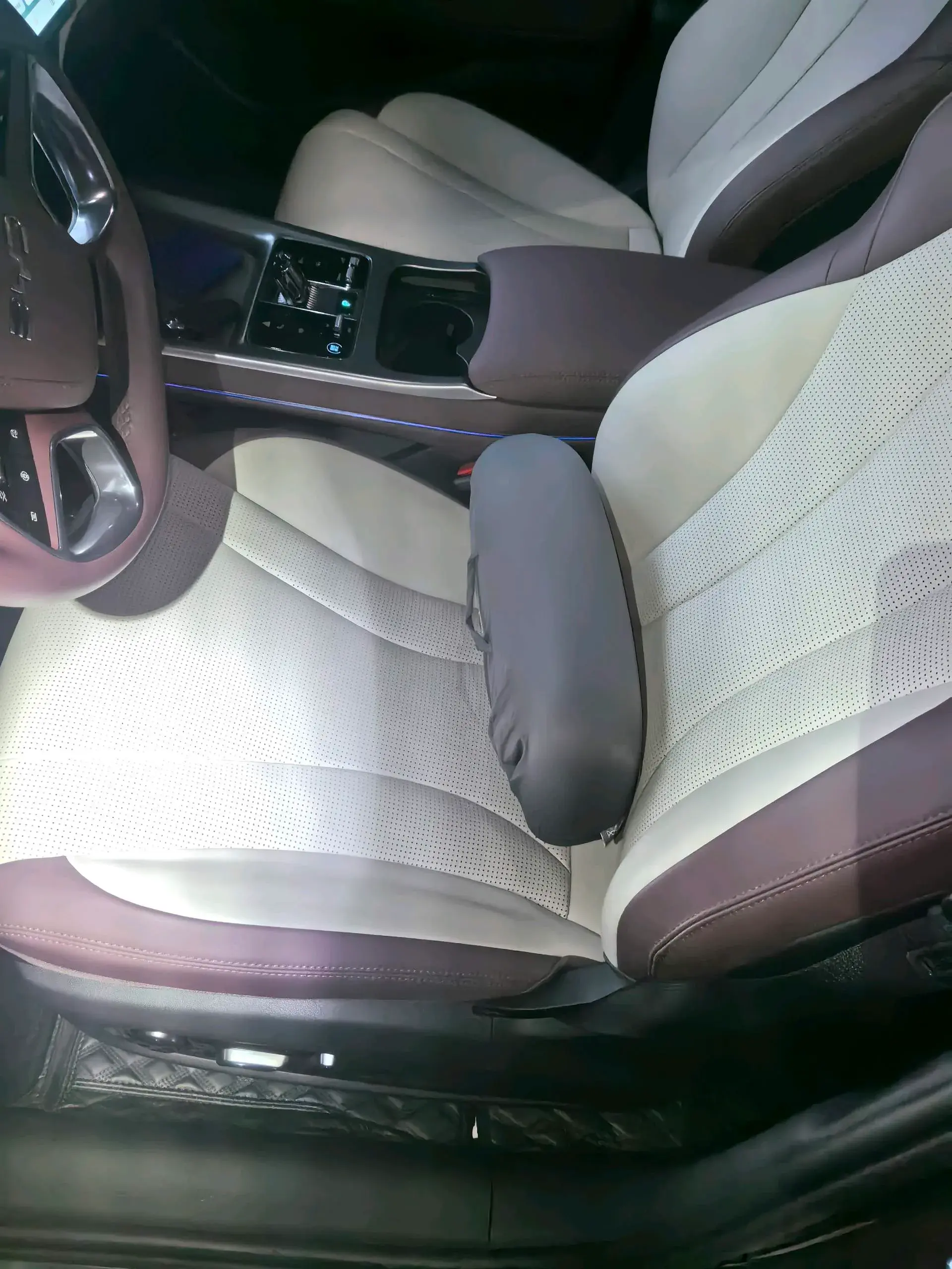 2025 BYD SEAL07 thumbnail 2