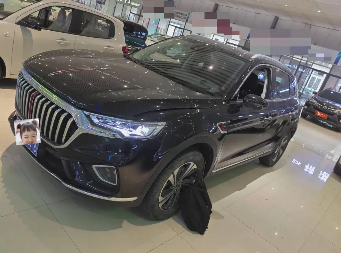 2019 HONGQI HS5 view 1
