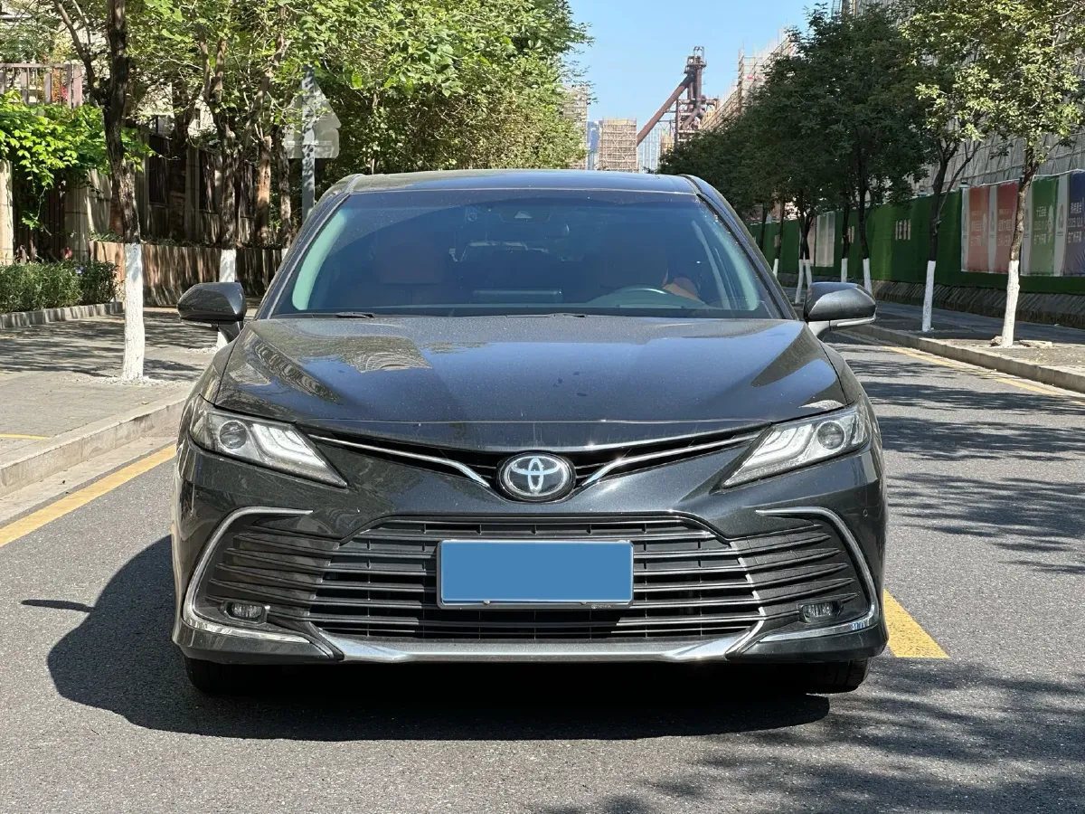 2023 Toyota Camry 2.0L 177HP L4 CVT,autocango,china used car exporter,china ev exporter,chinese used car exporter,chinese used ev exporter