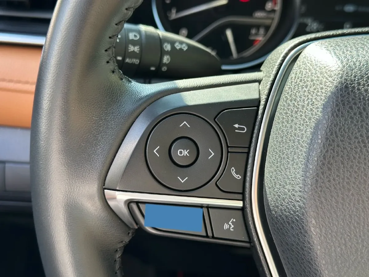 2023 Toyota Camry 2.0L 177HP L4 CVT,autocango,china used car exporter,china ev exporter,chinese used car exporter,chinese used ev exporter