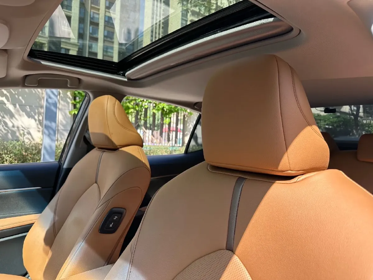 2023 Toyota Camry 2.0L 177HP L4 CVT,autocango,china used car exporter,china ev exporter,chinese used car exporter,chinese used ev exporter