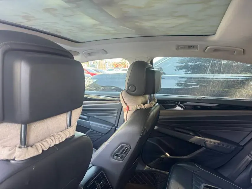 2019 Volkswagen Passat 2.0T 186HP L4 7DCT,autocango,china used car exporter,china ev exporter,chinese used car exporter,chinese used ev exporter